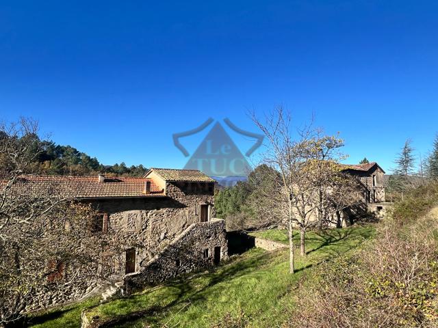 ENSEMBLE IMMOBILIER DE 2 MAS
