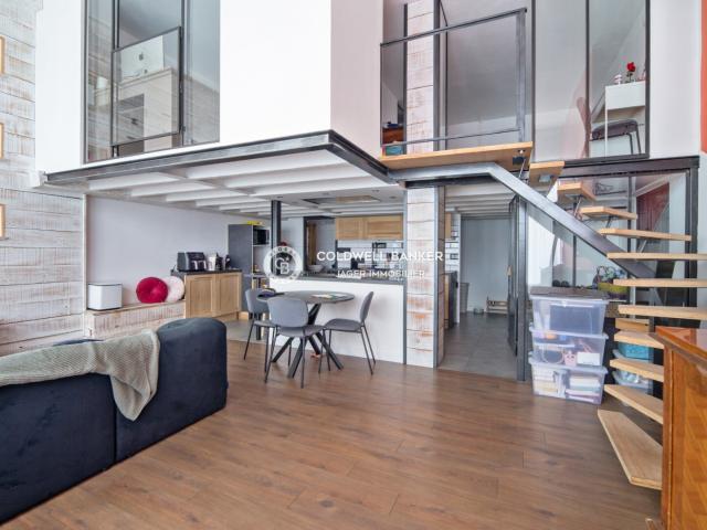 Ensemble immobilier de 311m2 avec 2 lofts et 1 studio Piscin