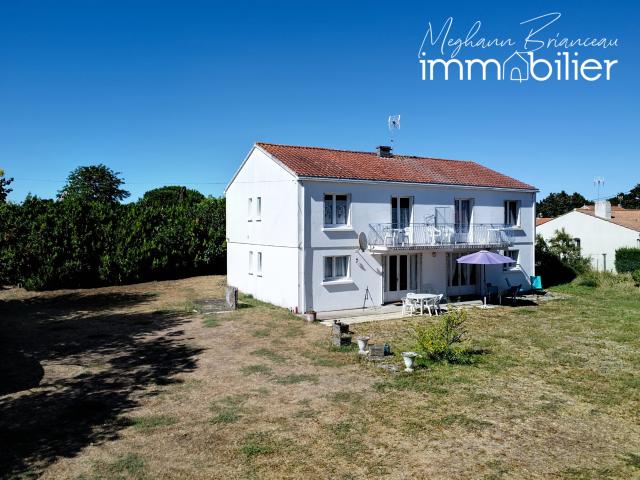 Ensemble immobilier de 4 appartements T3 226 m2 Terrain de 1 400 m2 Fort potentiel Notre Dame de Monts