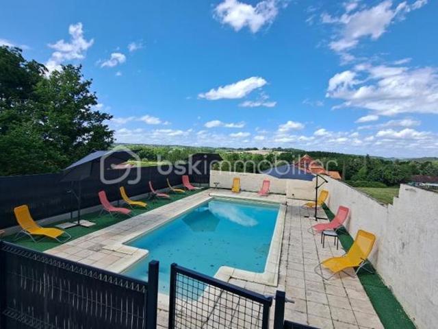 ENSEMBLE IMMOBILIER EXCEPTIONNEL – 4 MAISONS + PISCINE – SAINT MÉARD DE DRÔNE