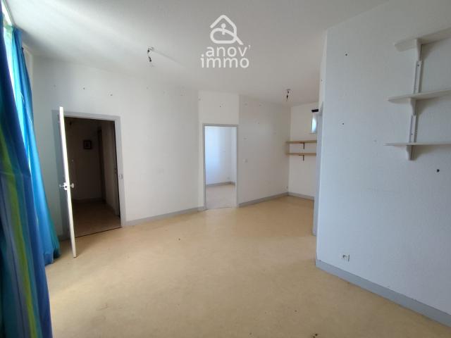 Ensemble immobilier en pierre de taille Opportunité rare à s. 94m² Saint Junien