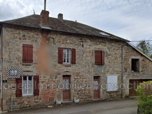 Ensemble immobilier en pierres de pays