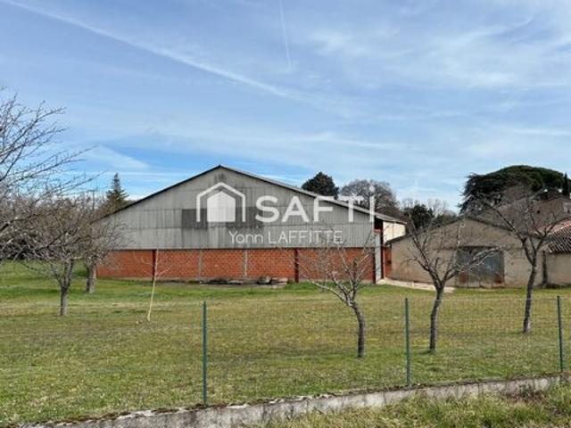 Ensemble immobilier hangar + terrain constructible