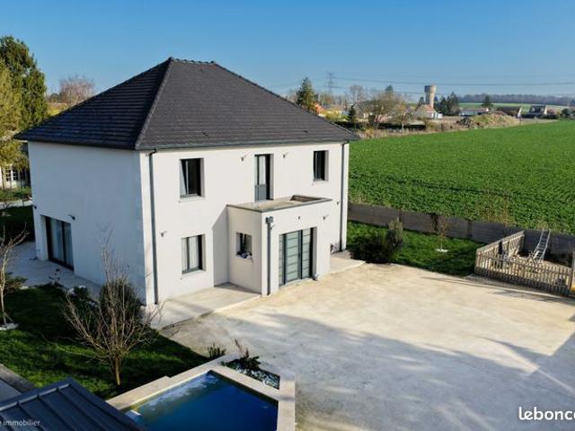 Ensemble immobilier idéalement situé sur la métropole nord