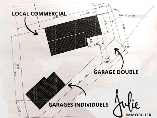 Ensemble immobilier local et garage