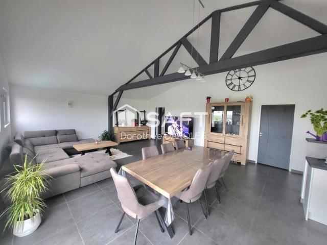 Ensemble immobilier loft et hangar