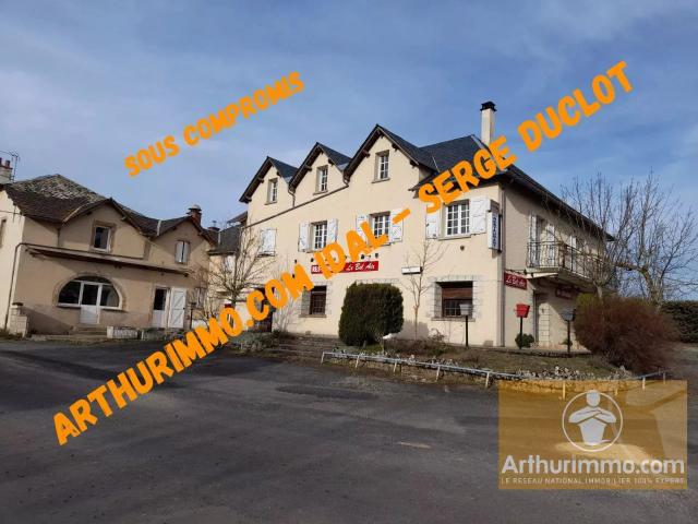 Ensemble immobilier proche de la A75