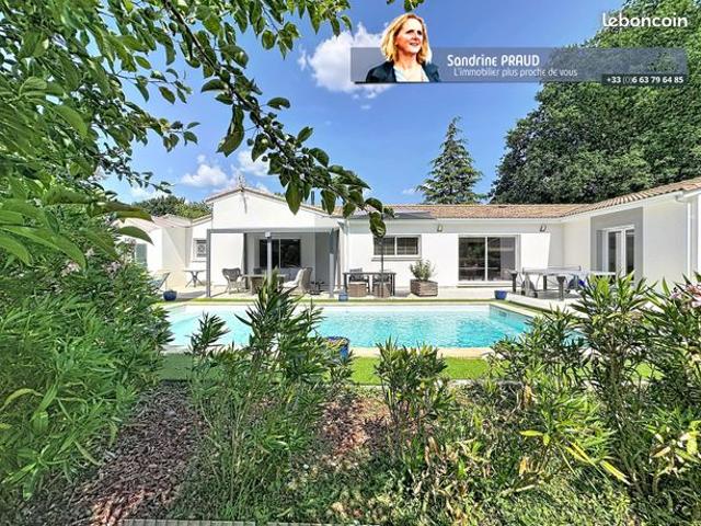 Ensemble immobilier rare | 2 maisons | 2000 m² de terrain avec piscine