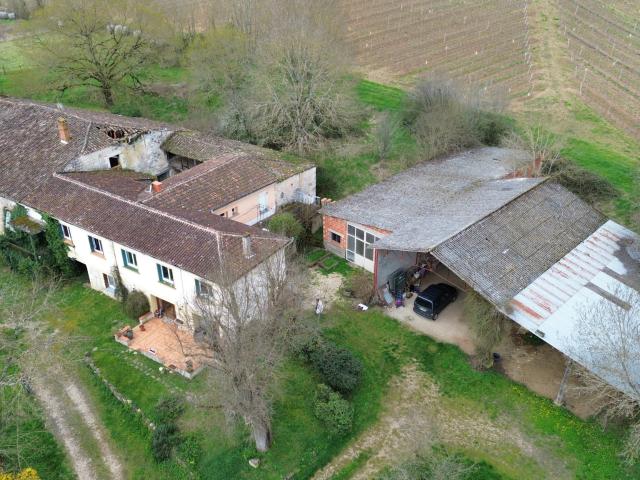 Ensemble immobilier sur 4 000 m2 Gros potentiel habitation + projet