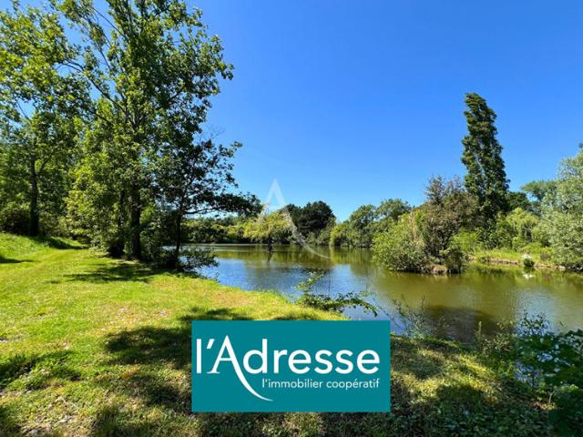 Ensemble immobilier sur un parc de 6 hectares !