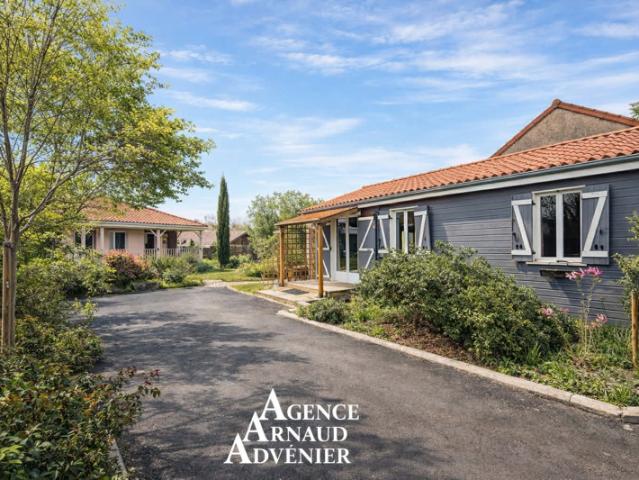 Ensemble immobilier villa / Chalet