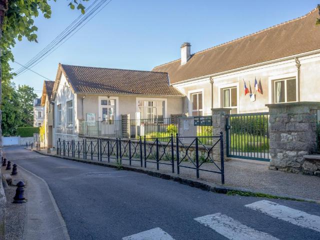 Ensemble immobilier 1 027 m² Moret Loing et Orvanne 77