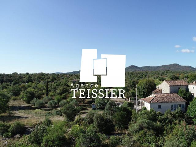 Ensemble immobilier 2 maisons sur 4 150 m² Les Vans 07 146m² Les Vans
