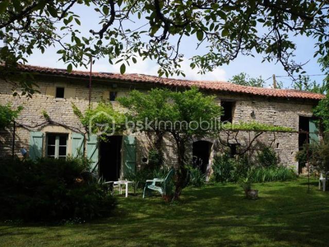 Ensemble immobilier 377m²