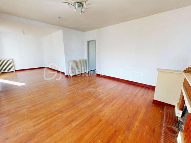 Ensemble immobilier 8 pièces 266m2