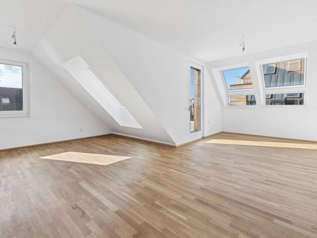 Entzückende Dachgeschoss Wohnung an der Lobau!