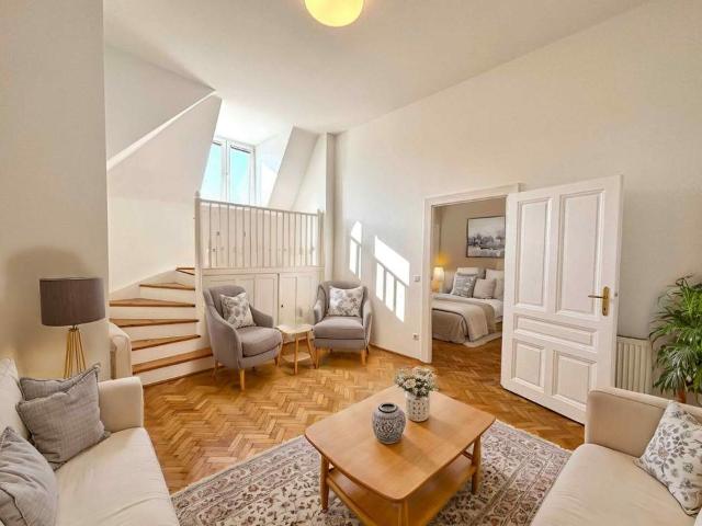 Entzückendes 2 Zimmer DG nahe Stadthalle und U3/Schweglerplatz!