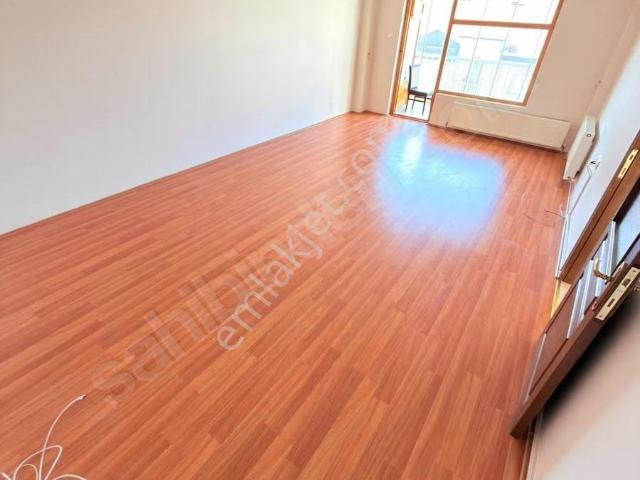 Şentepe Kiralık Daire 3+1 140m2 Merkezi Konum 3.kat