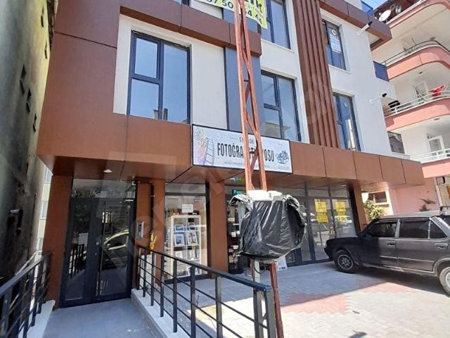 ŞENTEPE MERKEZ CAMİİ YANI MERKEZİ KONUMDA SIFIR 2+1 ARA KAT LÜKS MODERN YAPILI DAİRE
