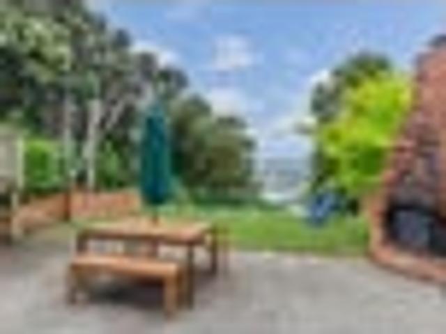 Entertainers Delight with Self contained unit