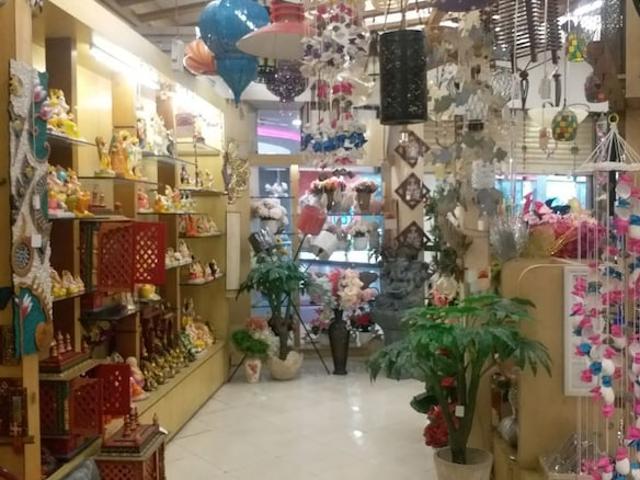 Entertainment City Commercial Shop 2600 Sq. Ft. in Sector 38 Noida Listing ID: #10304