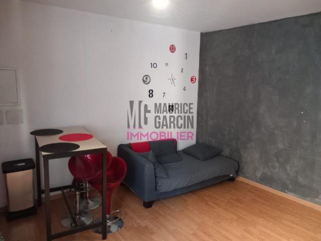 ENTRAIGUES Appartement Meublé