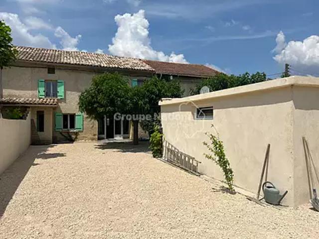 Entraigues sur la Sorgue 84320 Location maison 5 pièces t5