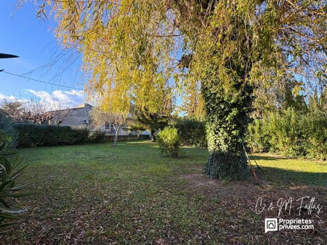 Entraigues sur la Sorgue Vente Terrain 84