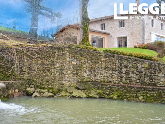 Entre Duras et Eymet, Moulin entièrement rénové avec goût sur plus de 7ha avec rivière, étang et dépendances
