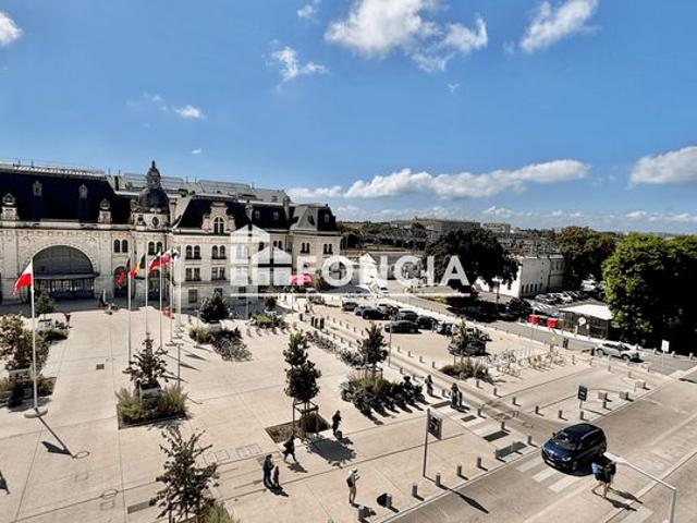 Entre gare et Vieux Port Appartement 4 pièces bien exposé