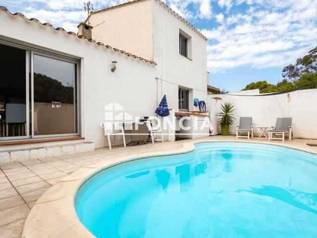 Entre le village et les plages, découvrez cette superbe maison de 105 m² habitables