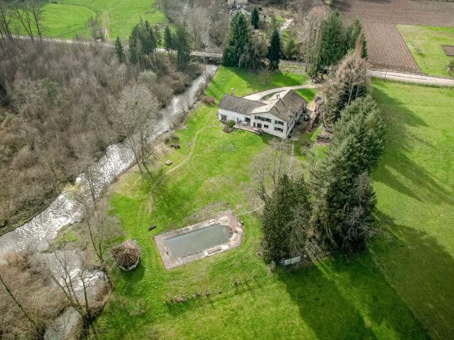 Entre Riviere Et Campagne. Le Moulin Badot 568m² Corbenay