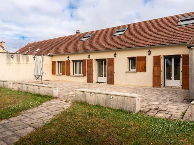 Entre SENLIS et CREPY