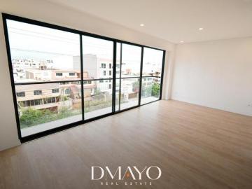 ENTREGA INMEDIATA! Precioso Dúplex Penthouse de 234m2 3 dorm, balcón, terraza y piscina!