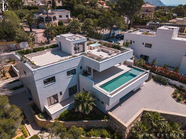 Entrega prevista para el 3er trimestre 2026. Lujo mediterrán. 578m² Altea