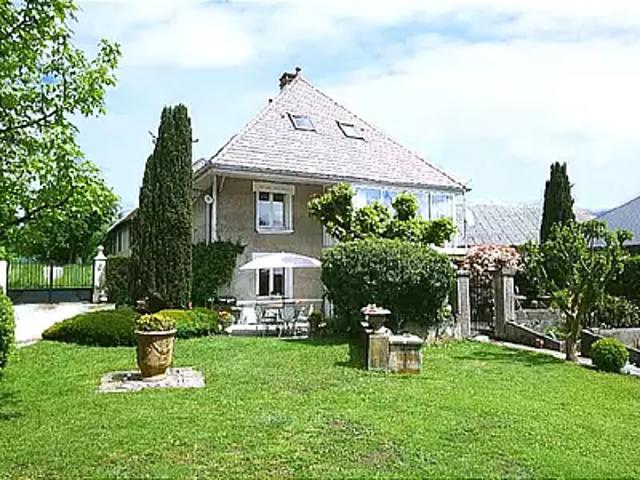 Entrelacs 73410 Achat / Vente maison 8 pièces t8 au dernier étage terrasse