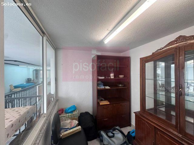 Entreplanta comercial en venta en Fonte dos Ranchos Excelente ubicación