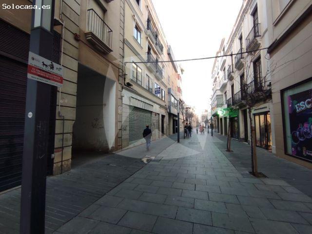 ENTREPLANTA EN VENTA Y ALQUILER CON DESPACHOS. ZONA CENTRO