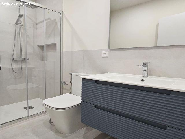 Entreplanta interior luminosa. Reforma a estrenar. ideal pareja o single. comunicarse por WhatsApp
