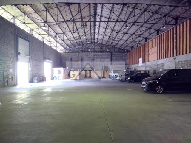 ENTREPOT 400M2 A LOUER GUIBEVILLE