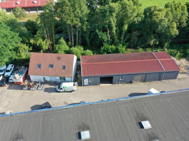 Entrepôt 466m2