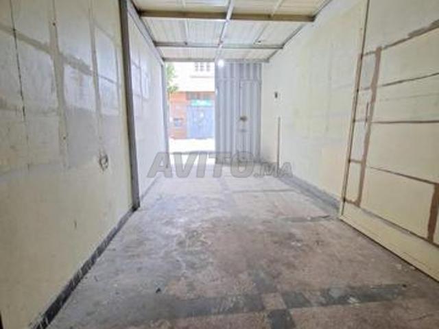 Entrepôt 100 m2 Mandarona à côté Bd al qods