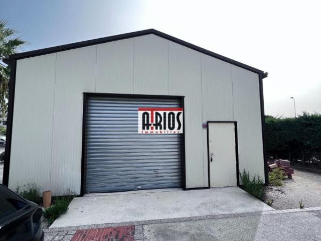 ENTREPOT 100 M² + BUREAU 12M²