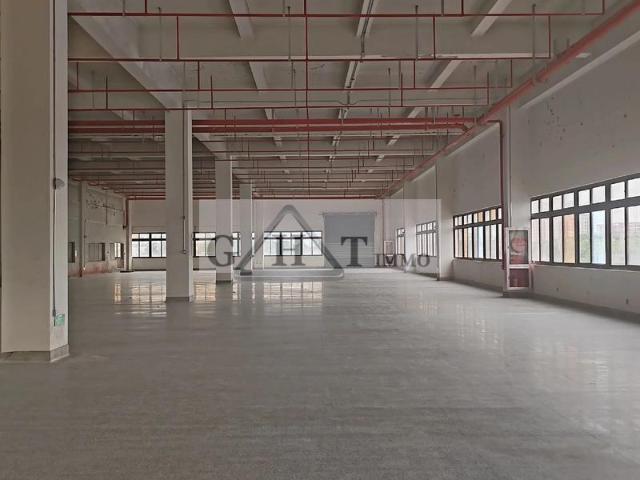 Entrepôt 1700m² Aulnay sous bois