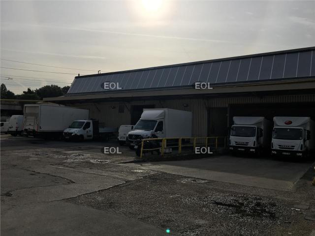 Entrepôt à louer Saint Denis Proche axes routiers et transports en commun