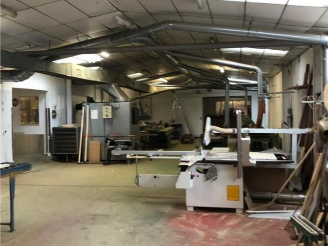 Entrepôt à vendre Argenteuil Proximité A15 et Paris