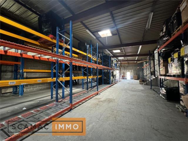 Entrepôt à vendre Dammarie les Lys Proche D372 et D142