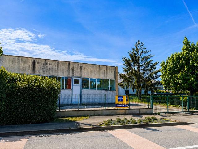 Entrepôt / local industriel Publier 370 m2 avec stationnemen. 370m² Publier