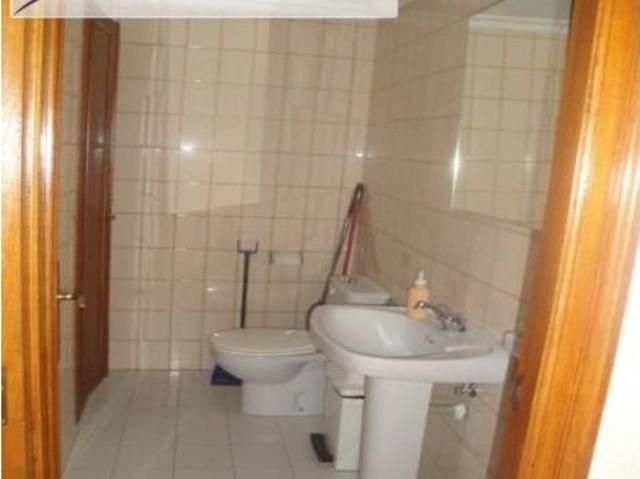 ENTRESUELO COMERCIAL EN VENTA