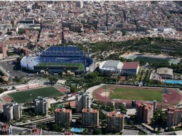Entresuelo en Benalúa – Amplio, bien ubicado y con grandes posibilidades